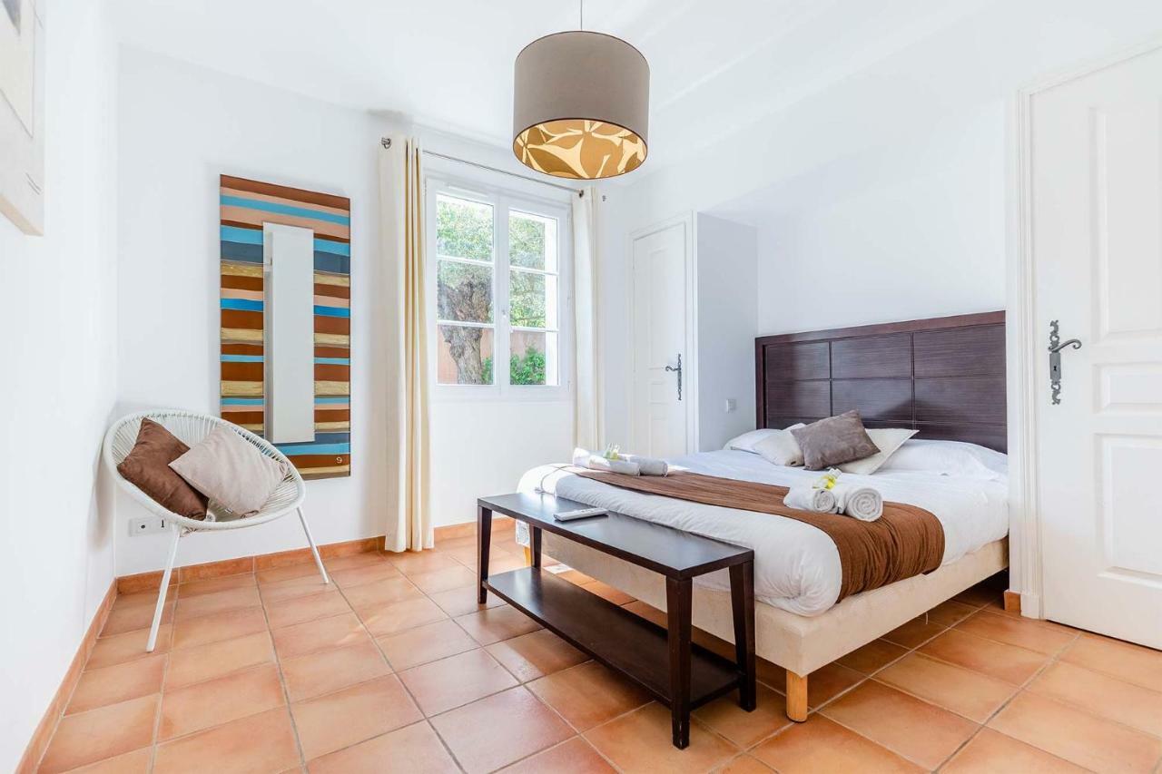 Madame Vacances Les Restanques Du Carre Beauchene Sainte-Maxime Ngoại thất bức ảnh