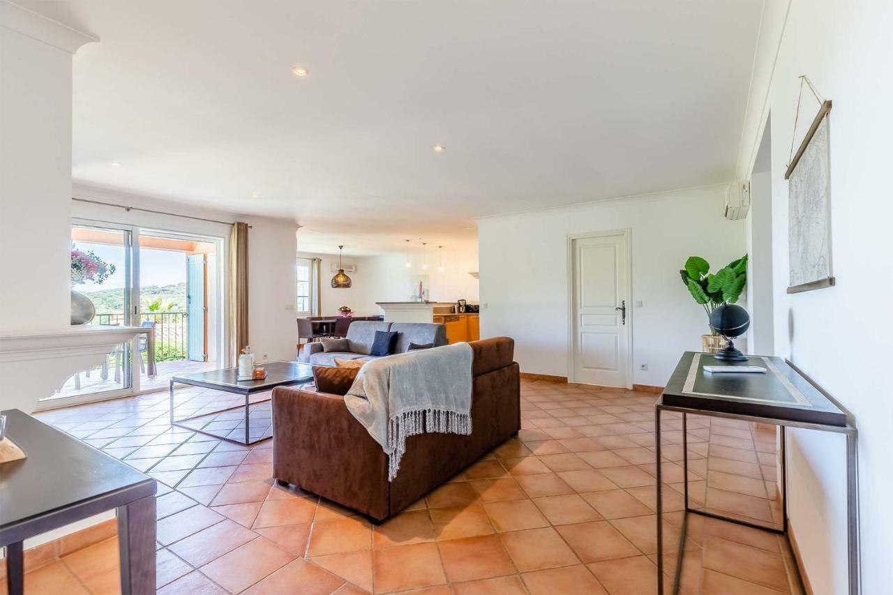 Madame Vacances Les Restanques Du Carre Beauchene Sainte-Maxime Ngoại thất bức ảnh